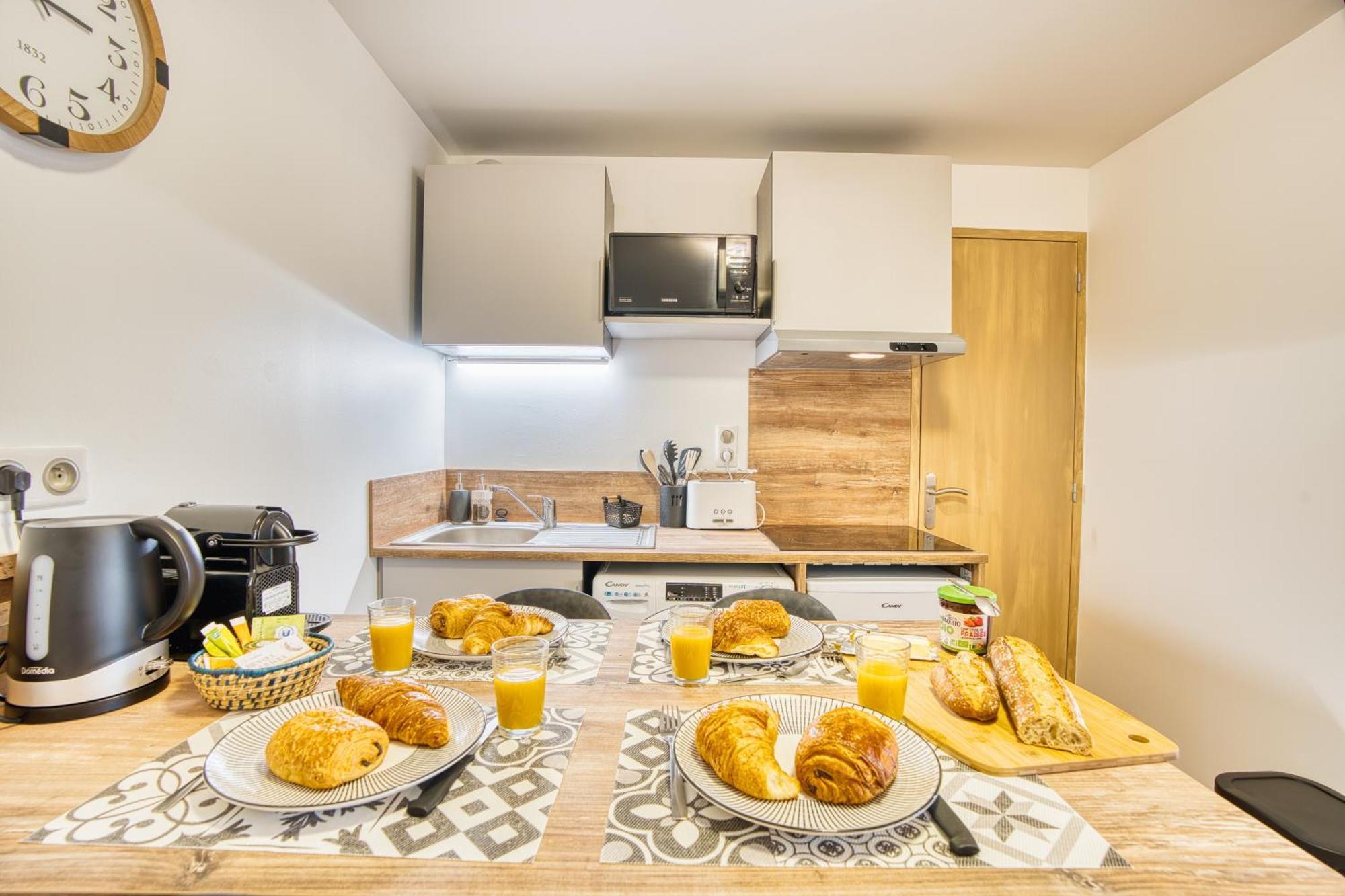 Les Hourtous Netflix Wi-Fi Fibre Terasse 4 Pers Apartment Banassac Ngoại thất bức ảnh